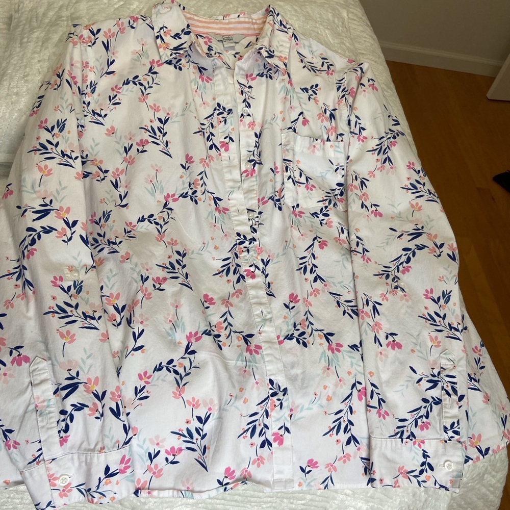 Spring cotton button down